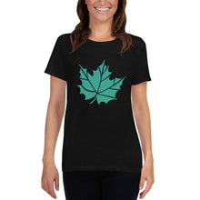 Load image into Gallery viewer, Women&#39;s short sleeve t-shirt large green maple leaf
